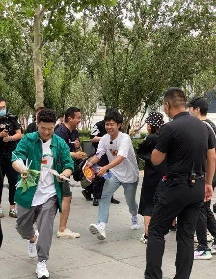 能用的成人实名认证_能用英语怎么说_imtoken不能用了